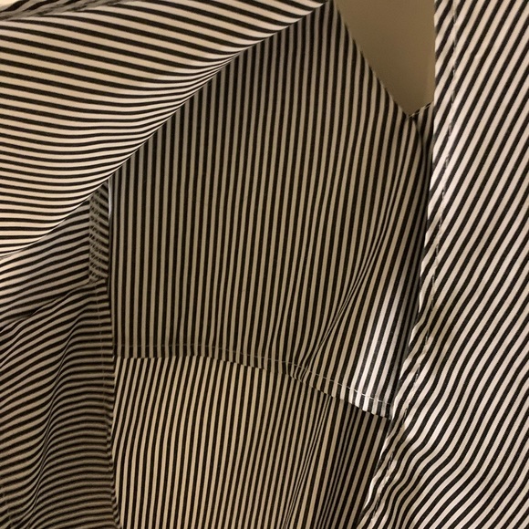 Cropped open back tank - Picture 4 of 4